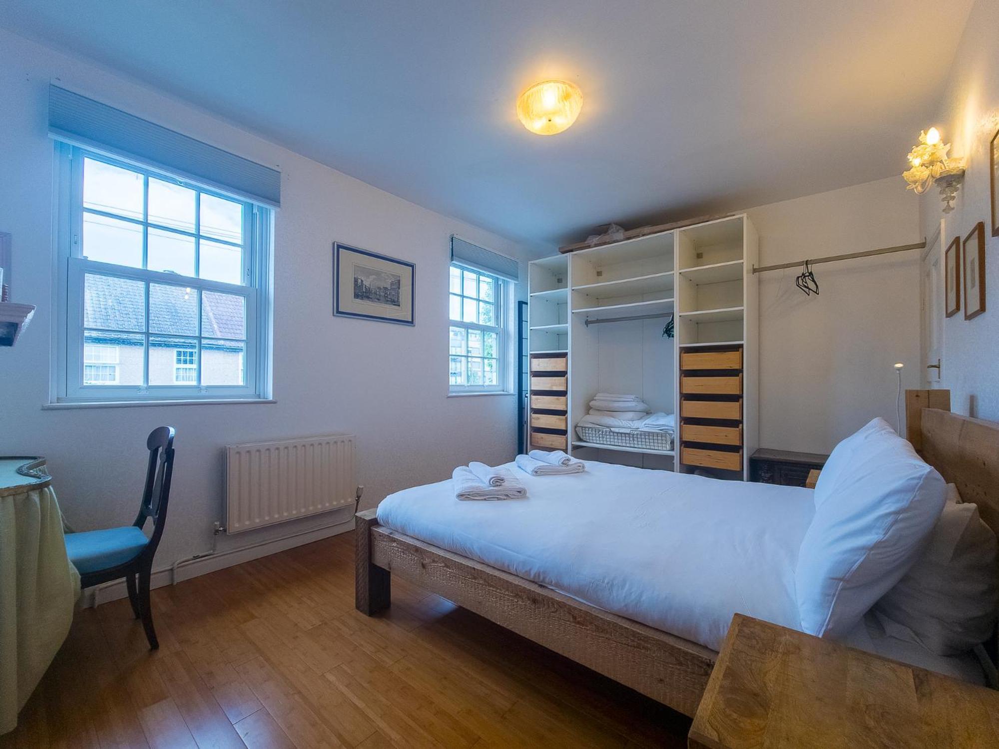 Holiday home Pass The Keys Charming Near Thames Dlr